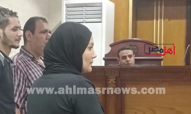 المتهمه بقتل زوجها بمساعدة عشيقها