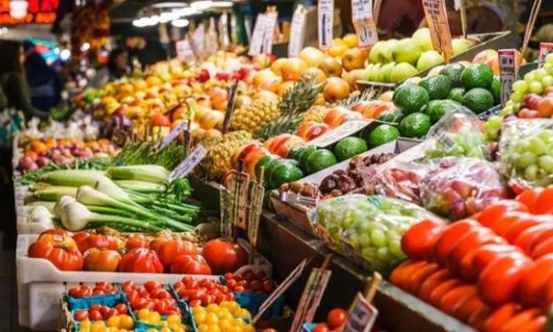 أسعار الخضروات والفاكهة اليوم الثلاثاء 5 ديسمبر 2023.. الطماطم بـ9 جنيهات