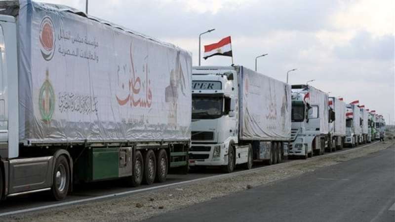 عاجل.. انفراجة.. 140 شاحنة مساعدات إنسانية تصل غزة عبر معبر رفح