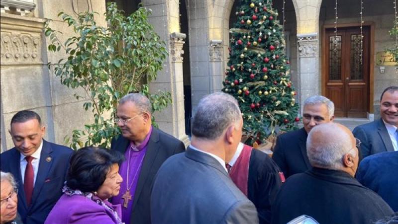 نقيب المحامين يشارك الطائفة الإنجيلية الاحتفال بعيد الميلاد المجيد بكنيسة قصر الدوبارة