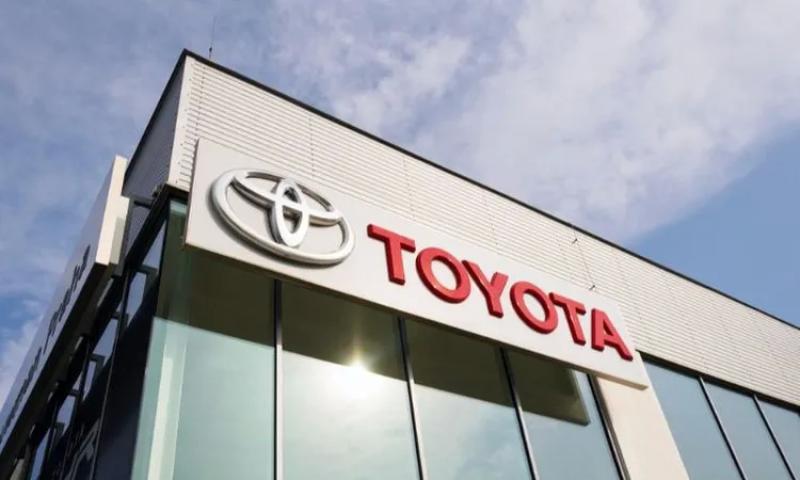 تويوتا تحتفظ بصدارة مبيعات السيارات في العالم للعام الرابع على التوالي