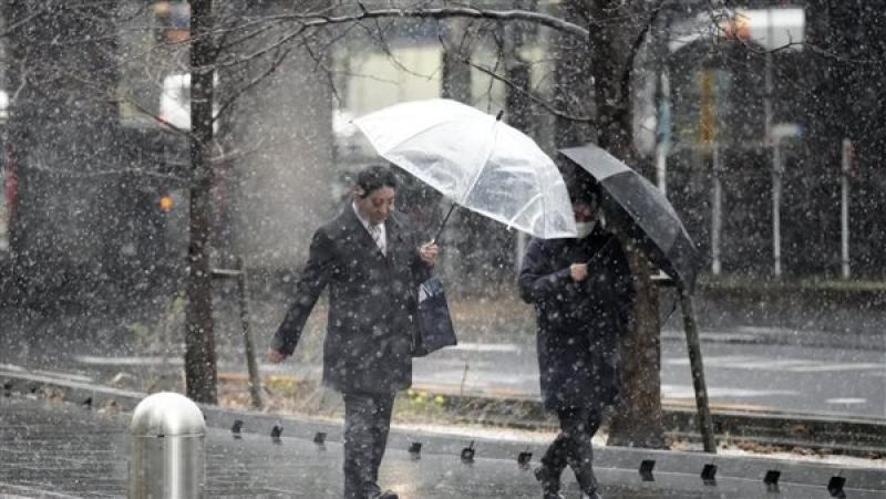 الأرصاد اليابانية تصدر تحذيرا من عواصف ثلجية في طوكيو