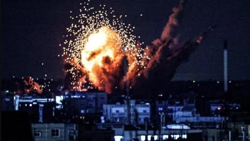 14 شهيدا في قصف إسرائيلي على منزلين بحيي النصر والجنينة بمدينة رفح