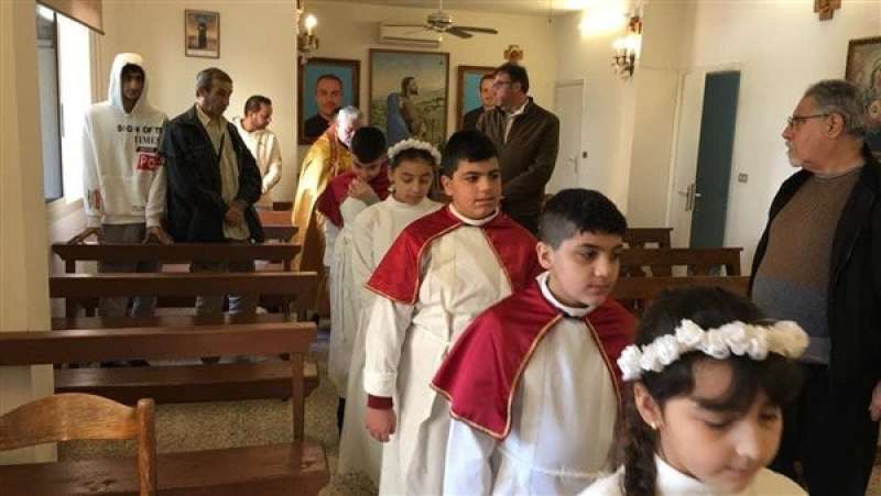 كنيسة العائلة المقدسة في لبنان تحتفل بعرس قانا الجليل