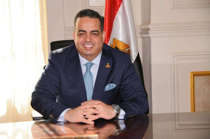 عصام هلال: التحديات الراهنة أثبت بعد نظر الدولة المصرية في تطوير قدرات السلاح المصري