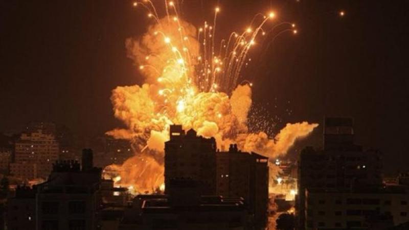 قصف مدفعي إسرائيلي يستهدف المناطق الشرقية والغربية لخان يونس جنوبي قطاع غزة