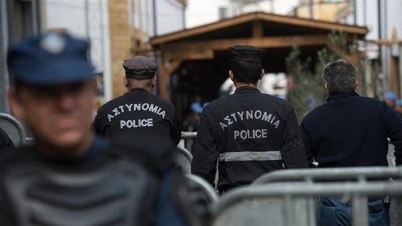 الشرطة اليونانية تفكك  طرد مفخخ  تم تسليمه إلى قاضية داخل محكمة