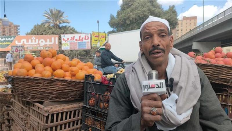 سلامًا للصامدين في غزة.. فيديو جديد لـ عم ربيع الفكهاني بائع البرتقال: ياريتني معاهم
