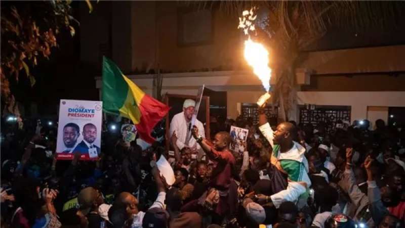 بعد خروجه من السجن..هل سونكو سيخوض الانتخابات الرئاسية في السنغال؟